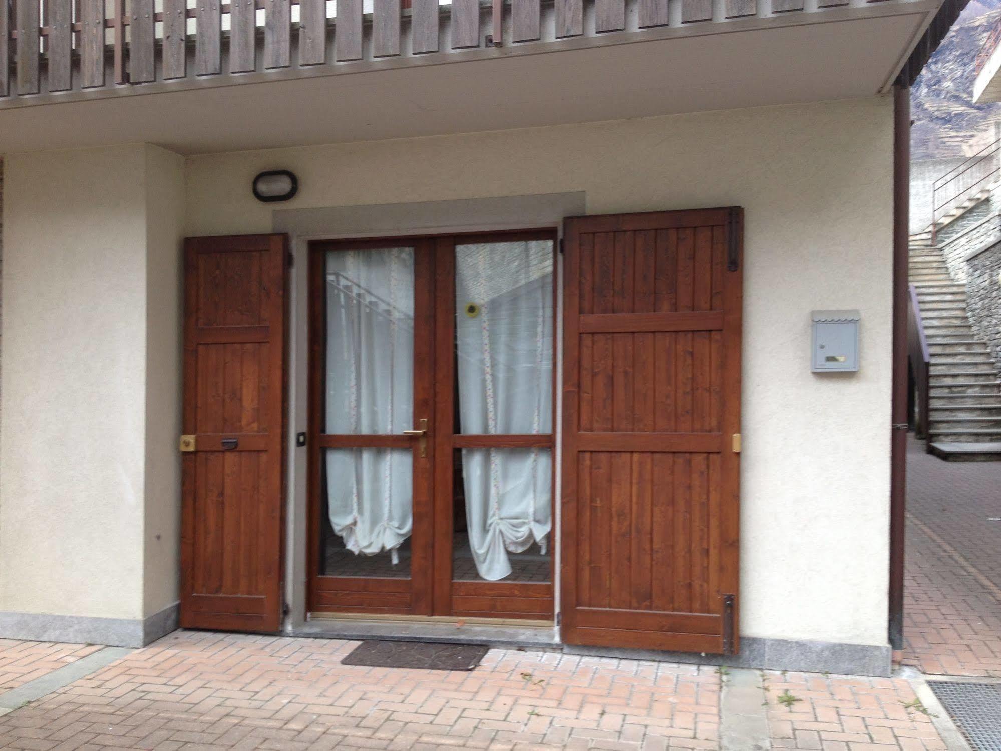 Lanterna Apartments Chiesa in Valmalenco Exterior foto